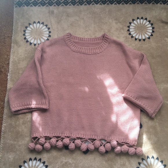 Sweaters - Crop sweater with crochet bottom